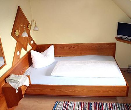 Hotel Bayerischer Hof Rehlings ไวเซินแบร์ก ห้อง รูปภาพ