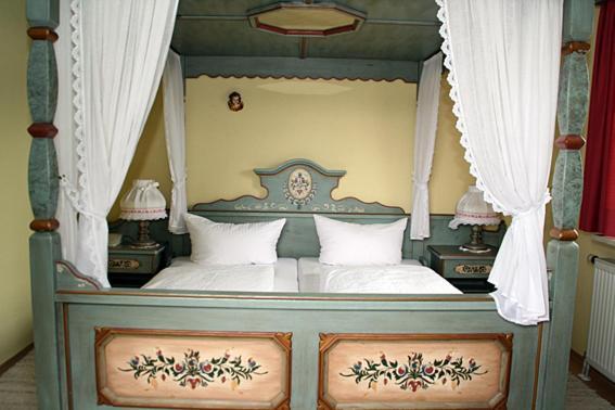 Hotel Bayerischer Hof Rehlings ไวเซินแบร์ก ห้อง รูปภาพ